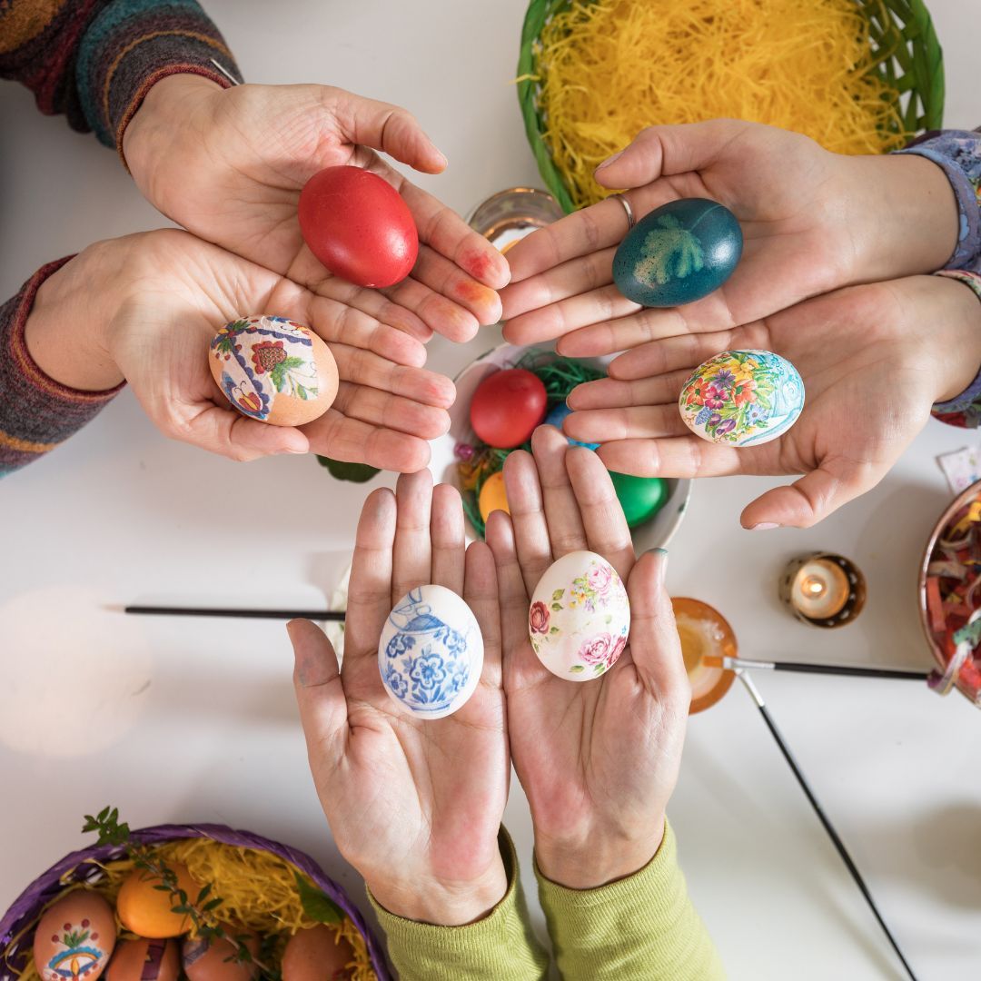 Egg painting www.cordiaapartments.com